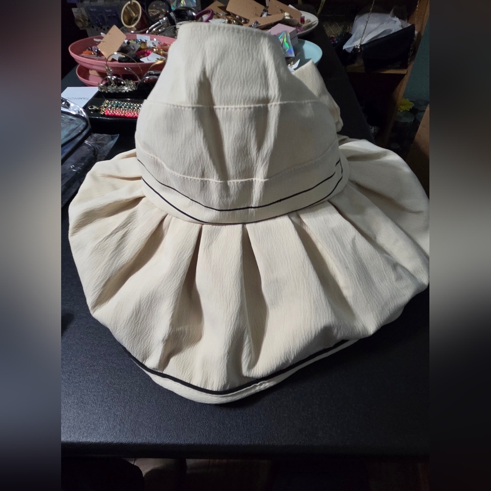 Sun Visor Foldable Hat For Women - Picture 3 of 4